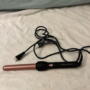 FoxyBae Pink Curling Wand